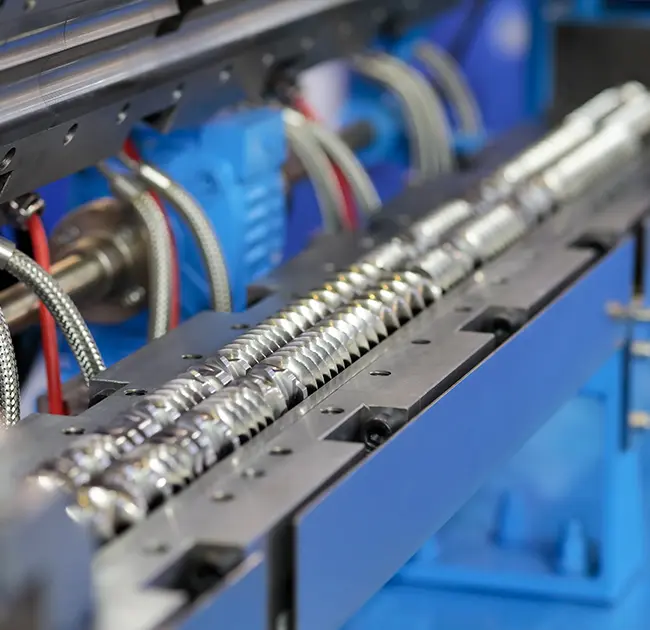The working process and operation precautions of the twin-screw foam granulator The working process and operation precautions of the twin-screw foam granulator